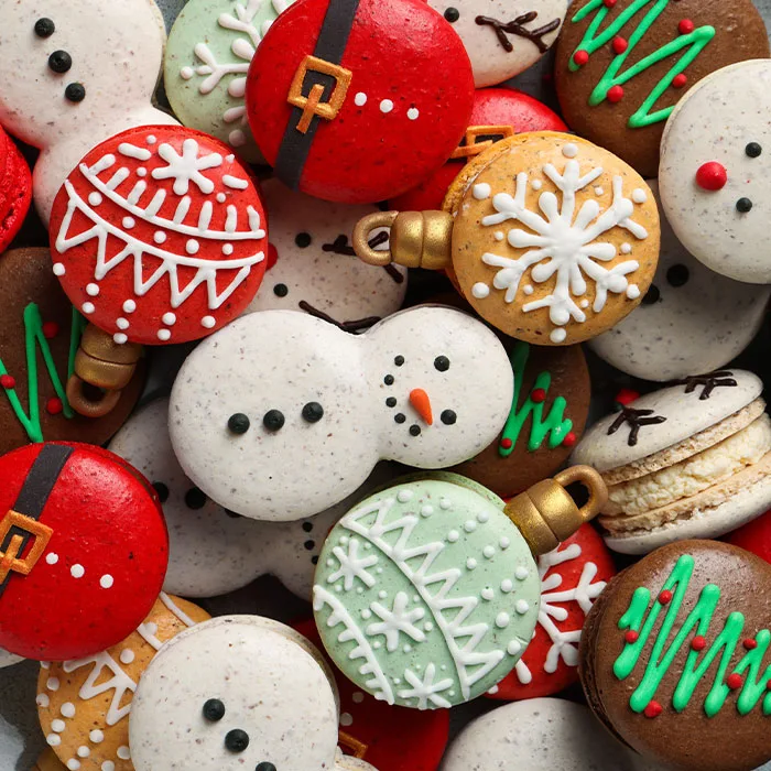 holiday macarons