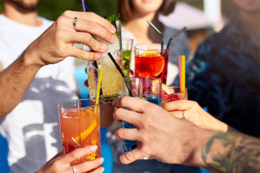 drinks-being-toasted
