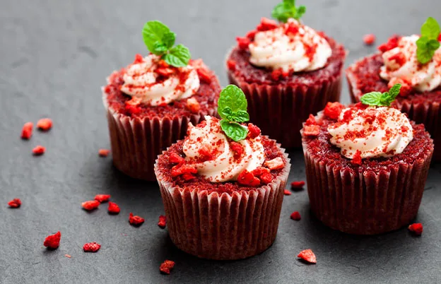 red velvet cupcakes